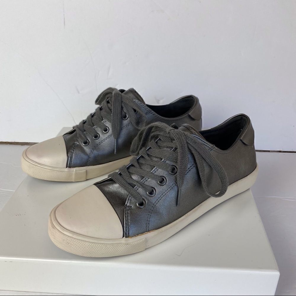 American Eagle Outfitters Silver Tennis Shoes Size 9